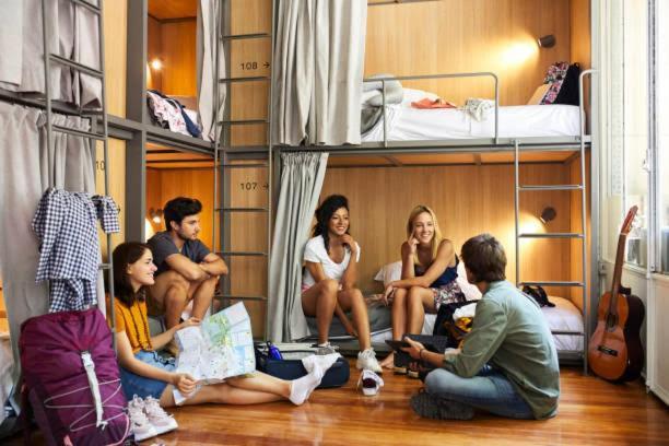 Happy Living Dormitory Kannur Railway Station Экстерьер фото